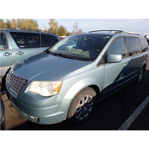 2008 Chrysler Town and Country