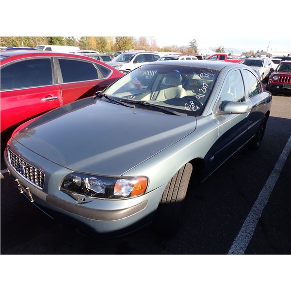 2004 Volvo S60