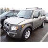 Image 1 : 2004 Honda Element