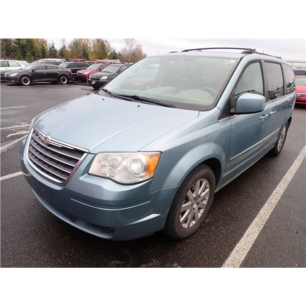 2008 Chrysler Town and Country