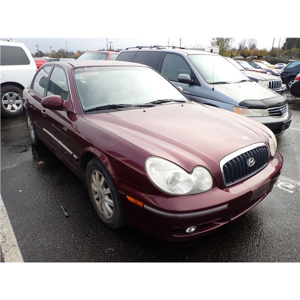 Vehicle photo 2