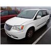 Image 1 : 2011 Chrysler Town and Country