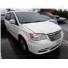 Image 2 : 2011 Chrysler Town and Country