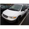 Image 1 : 1998 Plymouth Grand Voyager