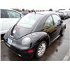 Image 3 : 2004 Volkswagen New Beetle