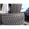 Image 5 : 225/70R15 TIRES