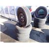 Image 1 : LT 245 70 17 FIRESTONE