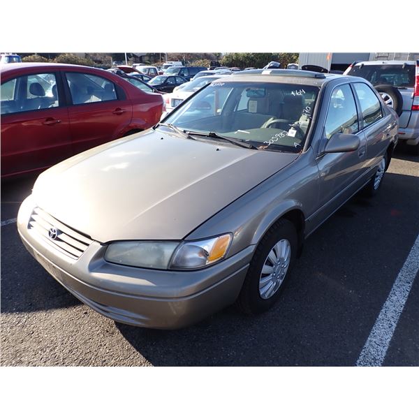 1999 Toyota Camry