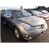 Image 2 : 2011 Nissan Rogue