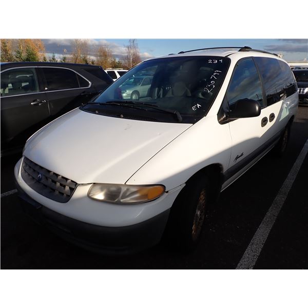 1998 Plymouth Grand Voyager