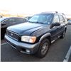 Image 1 : 2001 Nissan Pathfinder