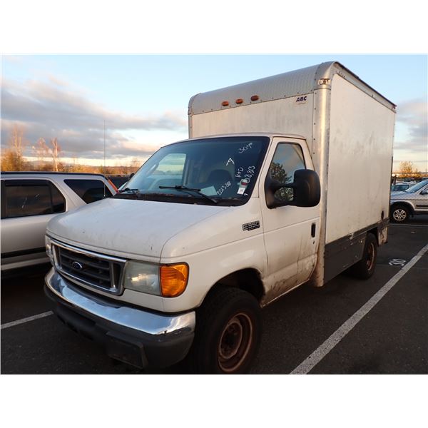2005 Ford E-350 Super Duty