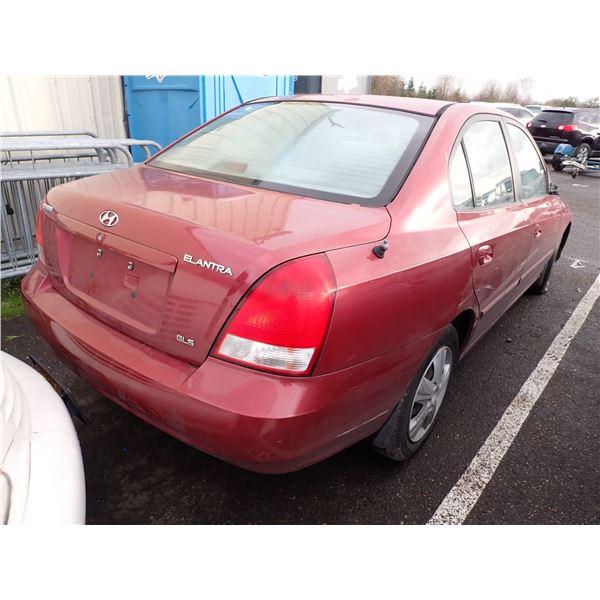 Vehicle photo 3