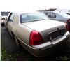 Image 4 : 2004 Lincoln Town Car