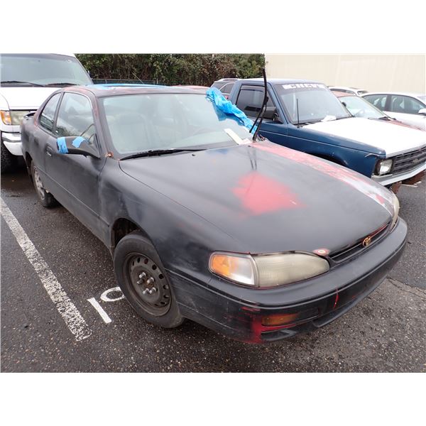Vehicle photo 2