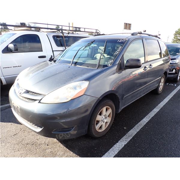 2008 Toyota Sienna