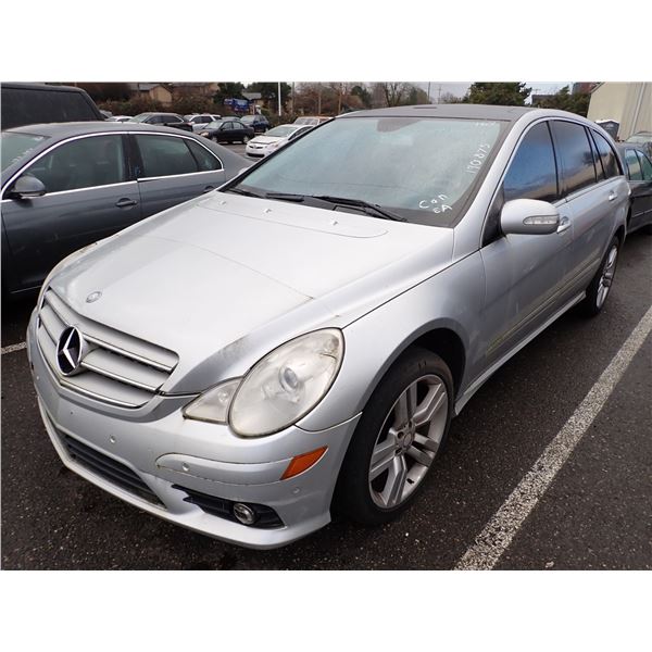 2008 Mercedes-Benz R320