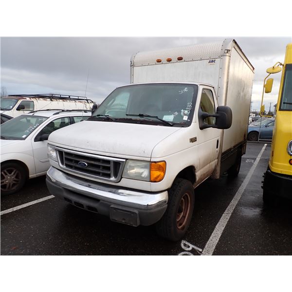 2005 Ford E-350 Super Duty