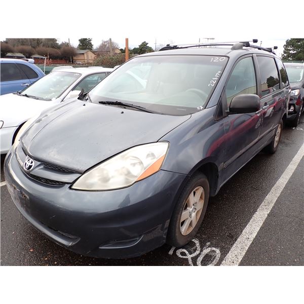 2008 Toyota Sienna