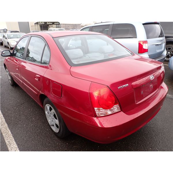 Vehicle photo 4