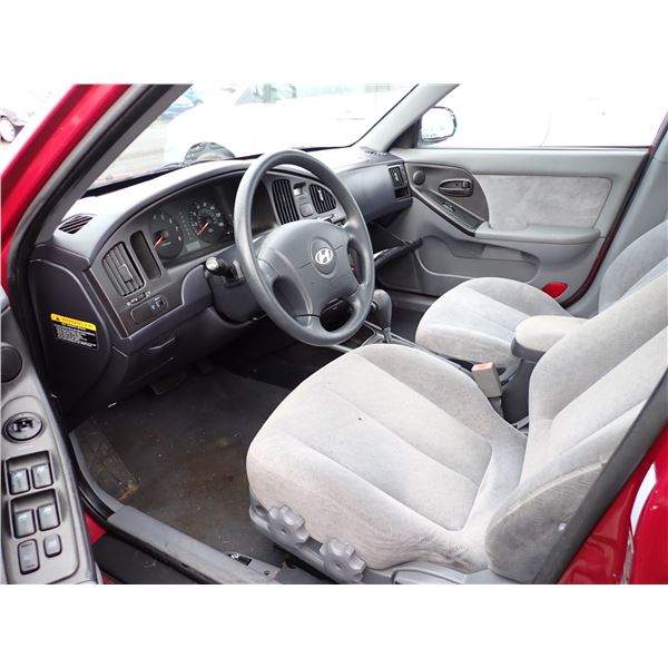 Vehicle photo 5