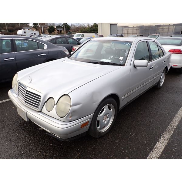 1997 Mercedes-Benz E420