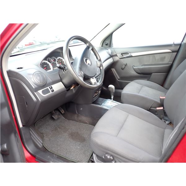 Vehicle photo 5