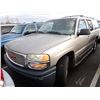 Image 1 : 2002 GMC Yukon XL Denali