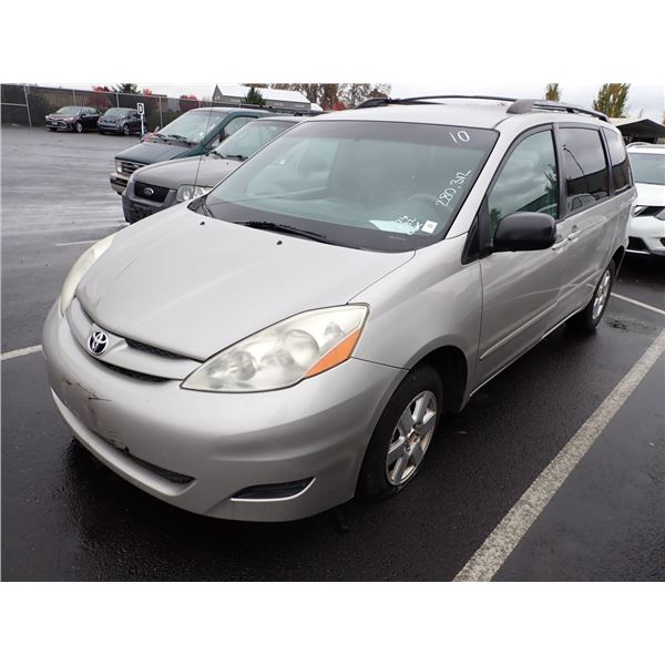 2008 Toyota Sienna