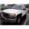 Image 1 : 2004 GMC Sierra 2500HD