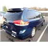 Image 3 : 2011 Toyota Sienna