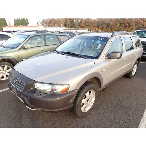 2001 Volvo Cross Country