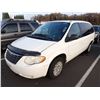 Image 1 : 2005 Chrysler Town and Country