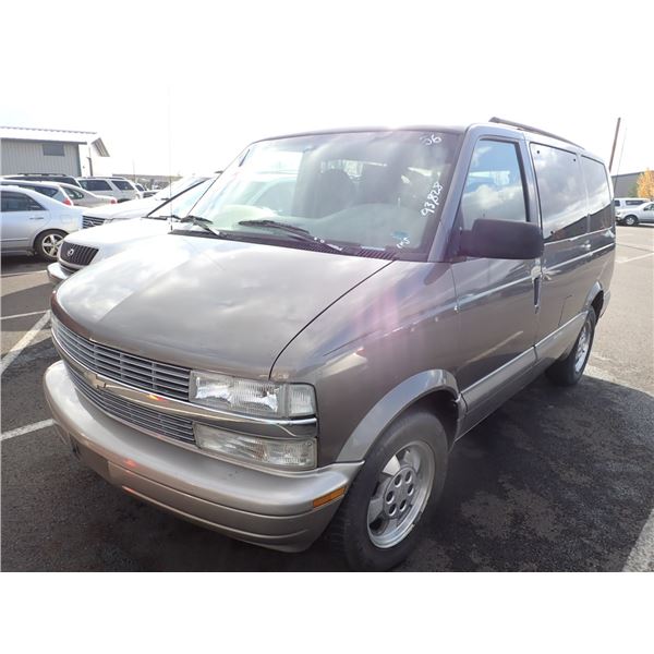 2003 Chevrolet Astro Van