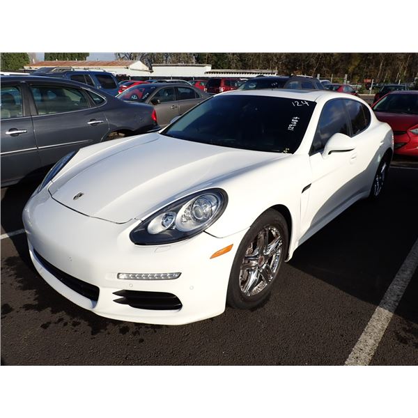 2014 Porsche Panamera 4