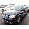 Image 1 : 2013 Chrysler Town and Country