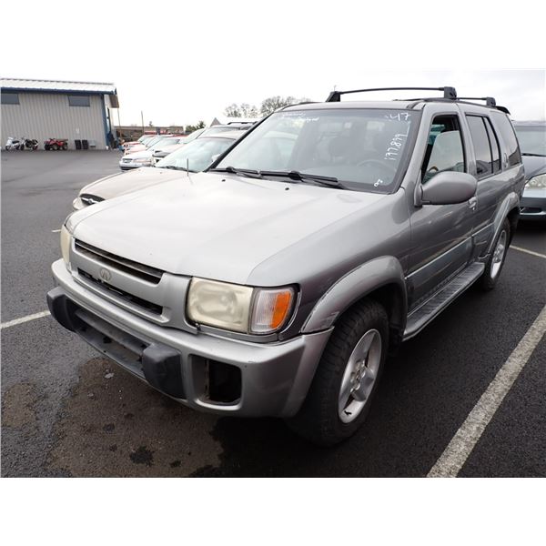 2003 Infiniti QX4