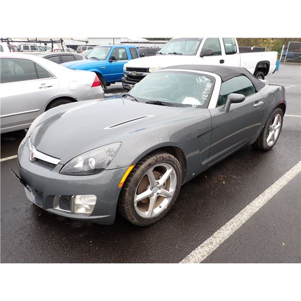 2008 Saturn Sky Red Line