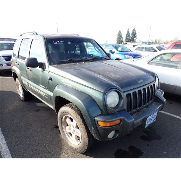 Vehicle photo 2