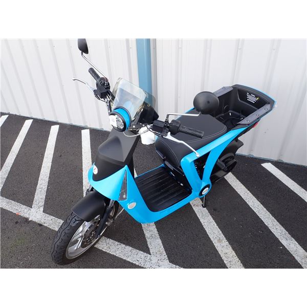 2016 Mahi Scooter