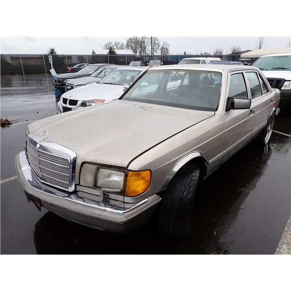 1987 Mercedes-Benz 420SEL