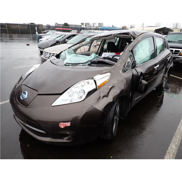 2016 Nissan LEAF