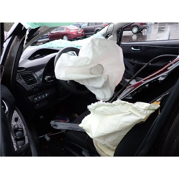 Vehicle photo 5