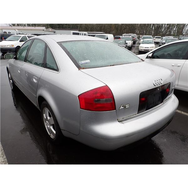 Vehicle photo 4