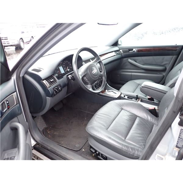 Vehicle photo 5