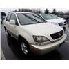 Image 2 : 2000 Lexus RX 300