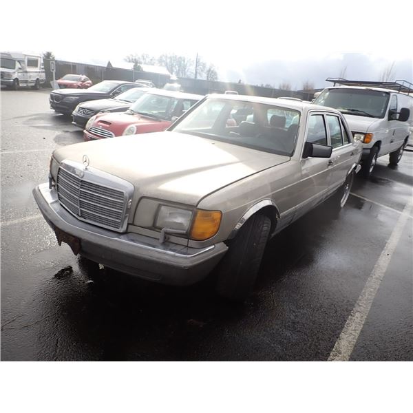 1987 Mercedes-Benz 420SEL