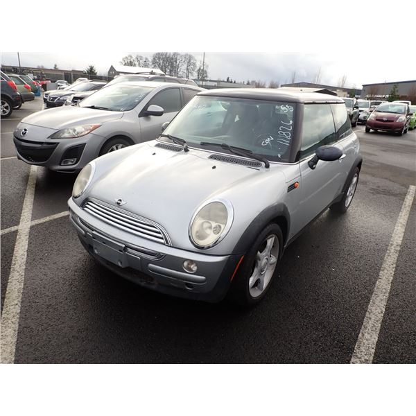 2003 Mini Cooper RUNS WITH MECHANICAL PROBLEMS