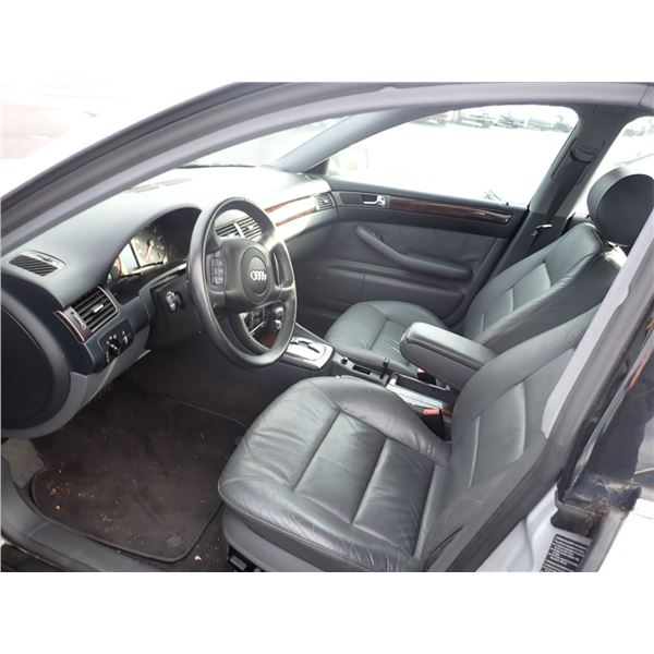 Vehicle photo 5