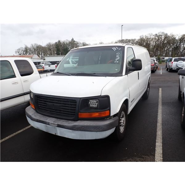 2005 GMC Savana